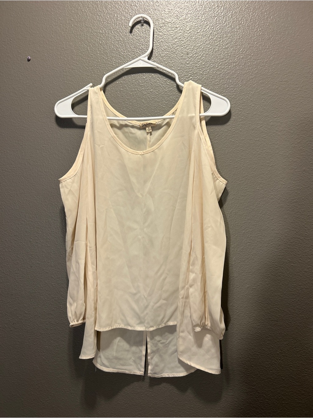 Womens Lily White Cold Shoulder Open Back Blouse Size Small Romantic
